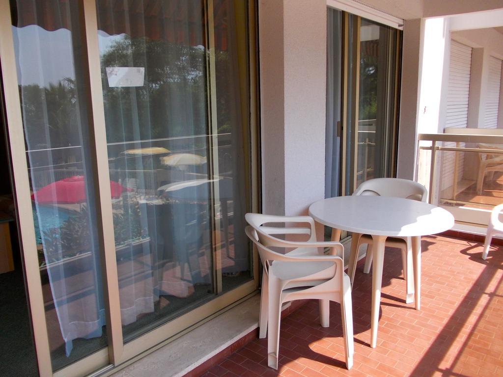 Les Genevriers Cannes Quarto foto