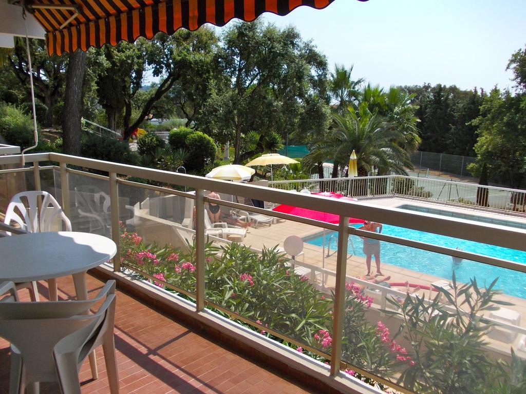 Les Genevriers Cannes Quarto foto
