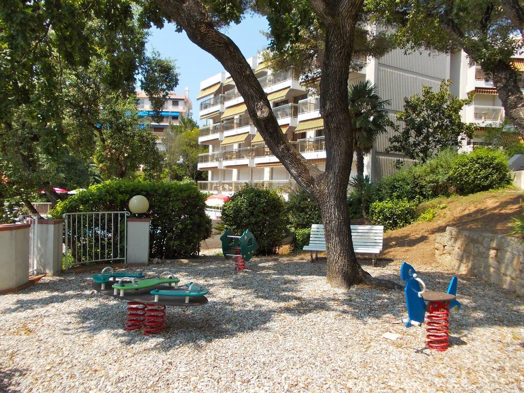 Les Genevriers Cannes Exterior foto